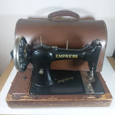 Vintage Jones Empress Manual Sewing Machine Hand Crank. PARTS ONLY NOT WORKING,  - Image 1 of 4