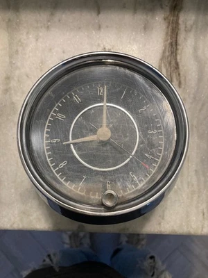 65 RELOJ CADILLAC ORIGINAL DE FÁBRICA OEM reparado funcionando 1965 Foto 1 de 3