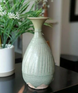 *RARE* 15th Century A.D. Sukhothai Large Celadon Vase - Picture 1 of 8