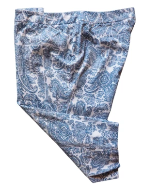 Avenue Blue & White Capri Pants Women's Size 22 - Image 1 of 4