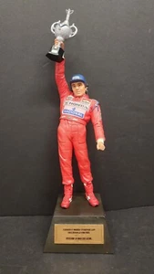 Figura estatua del Gran Premio de Brasil Ayrton Senna de Fórmula 1 campeón mundial 1991 - Imagen 1 de 9