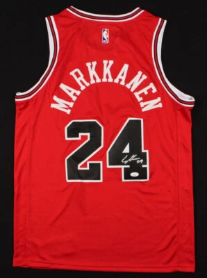 Lauri Markkanen Signed Bulls Jersey (JSA COA) Chicago's #1 pick  2017 Draft - Image 1 of 4