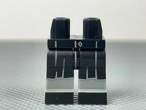 LEGO Minifigure nera estremità abito fianchi e gambe - Modello scarpe nere - Foto 1 di 8