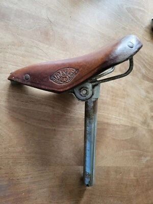 Selle ancienne Cuir  IDEALE 28 voir photos - Photo 1/4