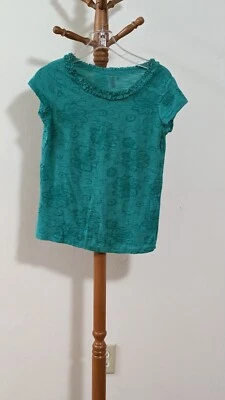Old Navy Girl's XXL (16) Green T-shirt  - Image 1 of 2