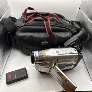 JVC GR-SXM250U Super VHS-C Compact Camcorder AC Power Two Battery/Case Untested - Picture 1 of 14