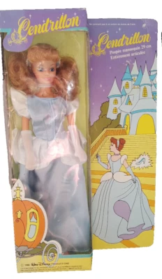 1986 - Cendrillon en robe de bal - Disney-29cm -NEUVE - Photo 1/4