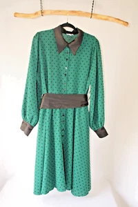 Unique Vintage Brand Womens 2x/18 Belted Green Polka Dotted Long Sleeve Dress - Picture 1 of 11