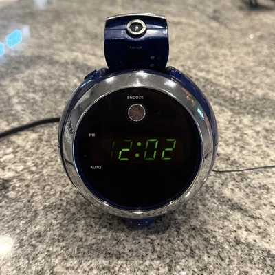 Jensen Blue JCR-222 AM/FM 120° Projection Digital Alarm Clock Radio #12 - Image 1 of 4