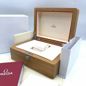 Omega scatola per orologio Legno Pelle con controscatola box doppia NOS - Imagen 1 de 18