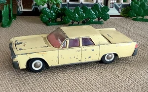 Tekno 829 ~1963 Lincoln Continental -Yellow~ 1:43 Scale -Made in Denmark *As is* - Picture 1 of 23
