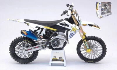 MODELLINO MOTO STATICO NEW RAY HUSQVARNA #21 JASON ANDERSON SCALA 1/12 - Immagine 1 di 4