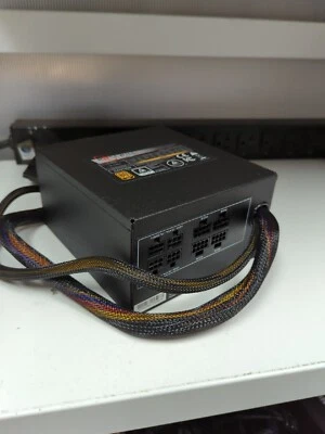 Rosewill CMG Series, CMG850, 850W Fully Modular Power, 80 PLUS GOLD, For Parts - Image 1 of 4