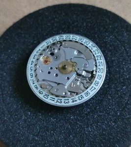 Zenith 2542PC Vintage Movement Working For Project or Repair In Good Condition - Foto 1 di 11
