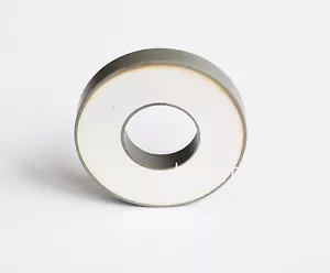 Nuovo Anello in Ceramica Elemento Trasduttore Piezoelettrico Ultrasonico 41,5 kZ - Foto 1 di 1