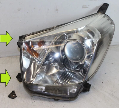 Scheinwerfer links Toyota IQ Hauptscheinwerfer - 2 Halter beschädigt - Bild 1 von 4
