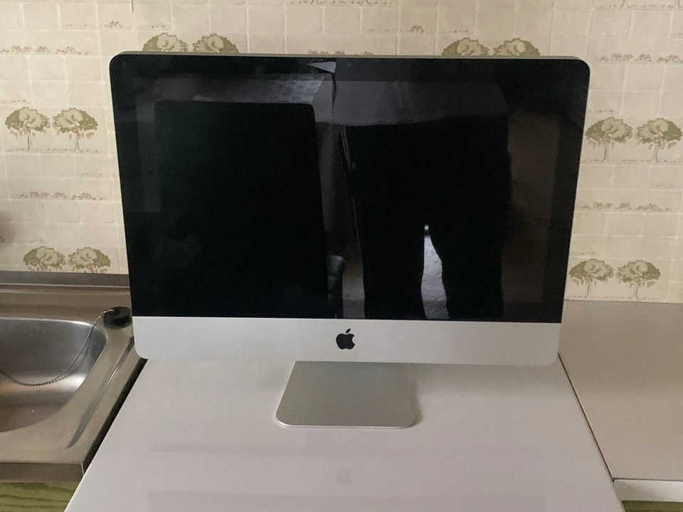 iMac 21,5 "" Ende 2009 - Bild 1 von 1