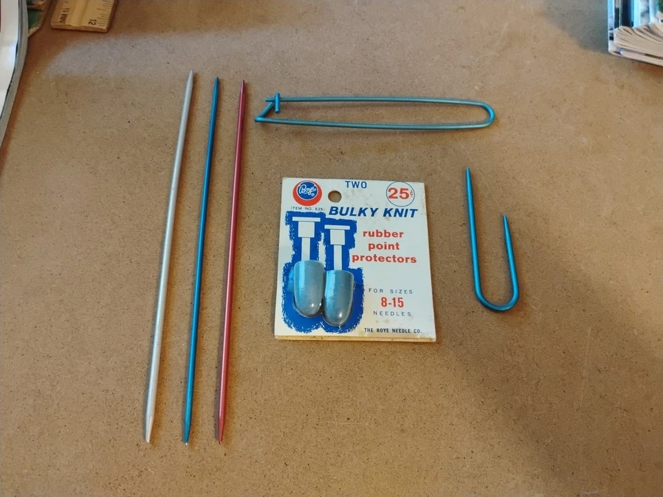 Lote De Colección Nuevo De Lote Suministros Tejidos Soporte de Puntada de Cable-Cuento-Marcadores + Antiguo Foto 1 de 4