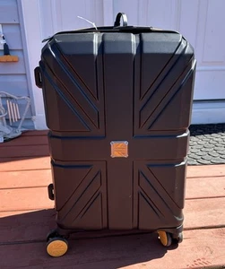 BritBag Hard Shell 21" Black & Orange Spinning Wheels Carry-On Luggage Brit Bag - Picture 1 of 9