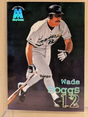 Skybox 1999 metal fundido #90 Wade Boggs Rays patio raro super premium holofoil Foto 1 de 2