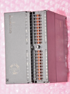 Siemens Simatic 6ES7326-2BF41-0AB0 / SM326 F-DO8xDC24V/2A PM abgebrochener Haken - Bild 1 von 4