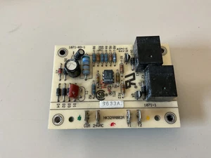 BRYANT CARRIER HK32AA002A TEMPERATURE CONTROL BOARD - Picture 1 of 2