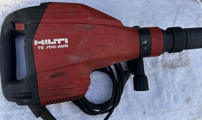 HILTI TE 700-AVR DEMOLITION HAMMER DRILL CORDED- USED. - Image 1 of 4