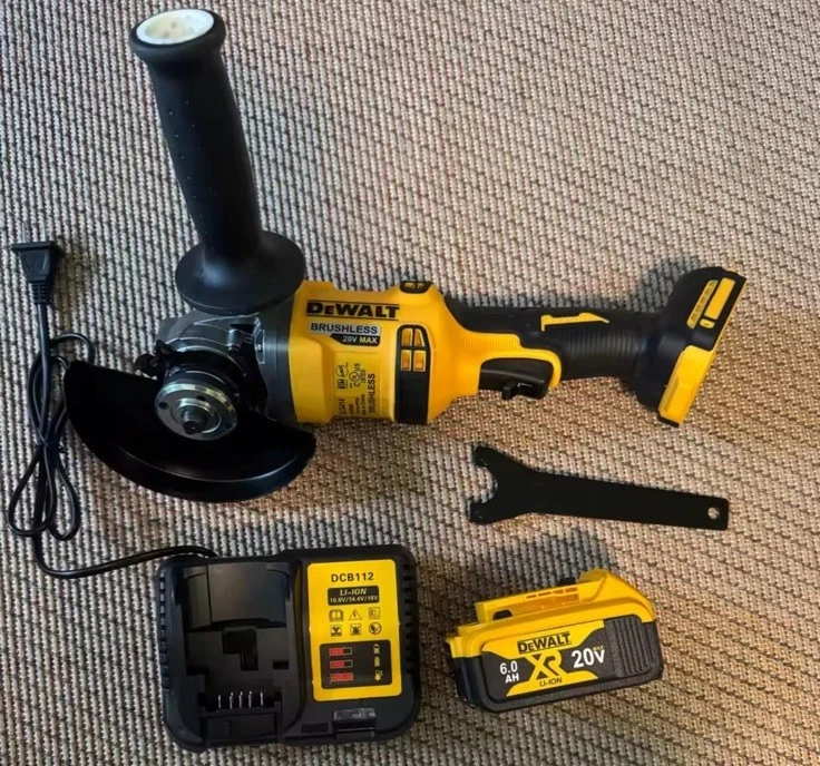 Amoladora angular sin escobillas DeWalt DCG414 20V Max XR 125 mm con batería y cargador Foto 1 de 1
