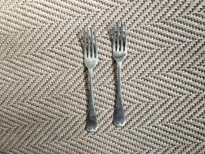 2x vintage table forks - Picture 1 of 1