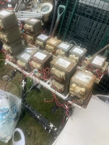 Mikrowellentransformator BITTE WÄHLEN. KOSTENLOSER VERSAND £22 EA NEUER LAGERBESTAND WÖCHENTLICH HINZUGEFÜGT - Bild 1 von 12