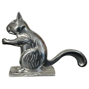 Cast Aluminum Metal Squirrel Nut Cracker 6"×9” TAIWAN VINTAGE - Picture 1 of 7