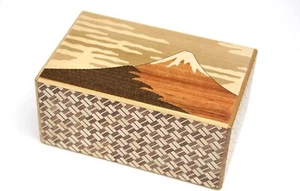Yosegi Hakone Caja Secreta Caja Rompecabezas Japonesa 21 pasos Fuji y Tsubaki - Imagen 1 de 7