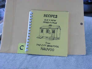2 Cookbooks: A) Recipes from Nauvoo & B) Favorite Mormon Recipes - Bild 1 von 10