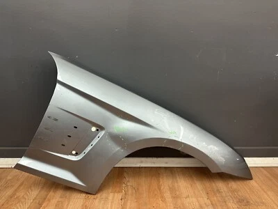 Guardabarros derecho Chrysler Crossfire 2004-2008 OEM Foto 1 de 4