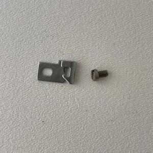 PFAFF 1222 93-040589-35 Thread Guide (Old Version NO 93-040593-35) w/ Screw - Picture 1 of 9