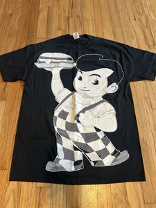 Vintage Bob’s Big Boy Y2K T-shirt Large Print Size L Black & White - Picture 1 of 4