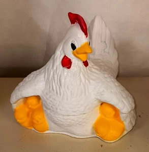 Vintage Arnel's Hen & Chicks Cookie/ Candy  Jar Hand-Painted Ceramic 1970's - Picture 1 of 3