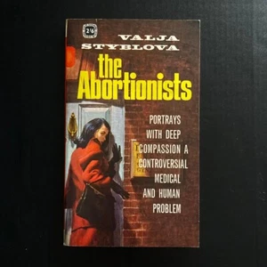 Valja Styblova - The Abortionists - Four Square Books - 1963 Pulp Sleaze - Imagen 1 de 3