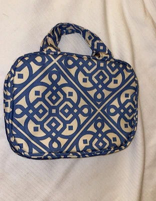 Bolsa cosmética suspensa Waverly Travel~azul/creme ~14” X 9” aberta - Imagem 1 de 4