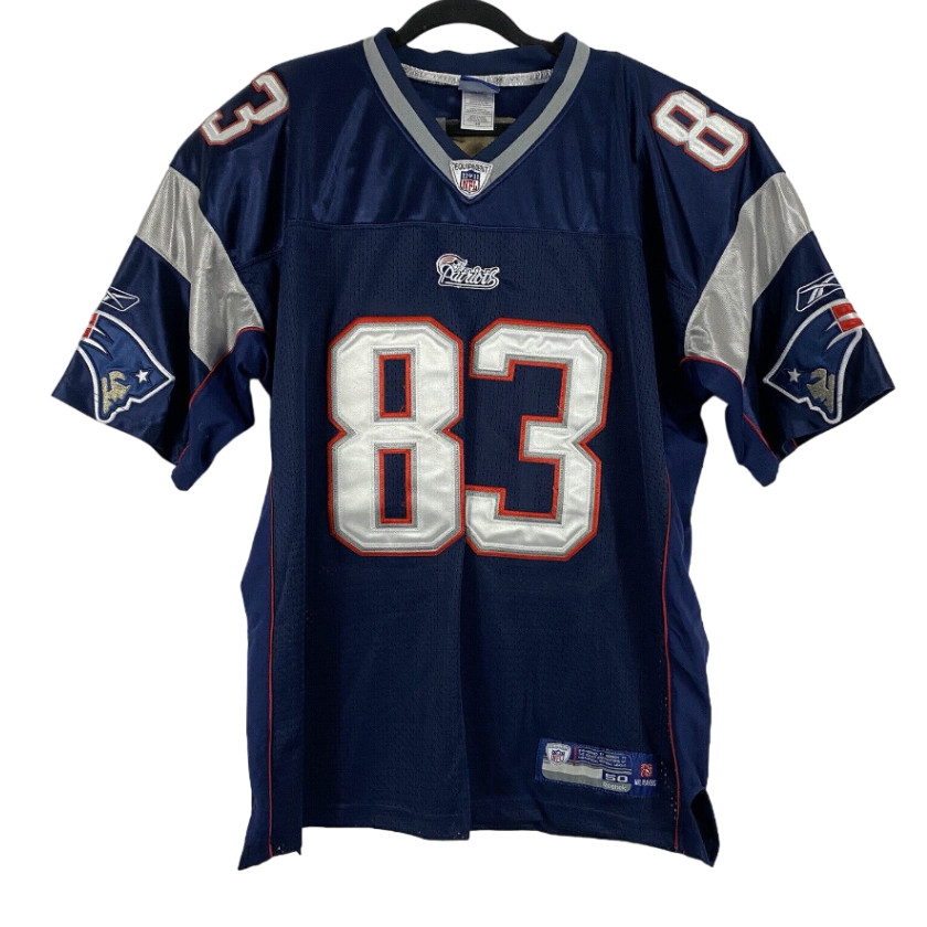New England Patriots ユニフォーム 83番 サイズ50 New England Patriots ユニフォーム 83番 サイズ50 - メルカリ