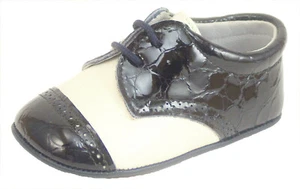 DE OSU -Spain-Baby Boys Ivory Leather Navy Dress Crib Shoes -European -Sz 0-2 - Picture 1 of 6