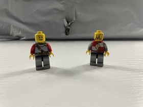 LEGO Lion Knight Minifigure From Castle Kingdoms Set 7950 +1 Lion Solider