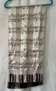 Neue Musik Note Klavier Keyboard Tasten Schal halbtransparent seidiges Gefühl gestreift 57” x 13” - Bild 1 von 4