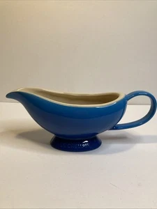 LE CREUSET 460ml 16 Oz Gravy Boat Marseille Blue - Picture 1 of 5