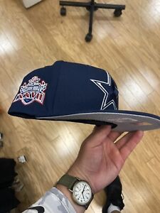 Dallas Cowboys New Era Fitted 7 1/4 w/ Super Bowl Patch