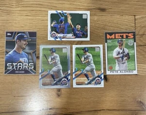 2021 Topps Series Pete Alonso 5 Card Lot - Rainbow Foil, SIS-9, 86B-65, 2 Base - Bild 1 von 2