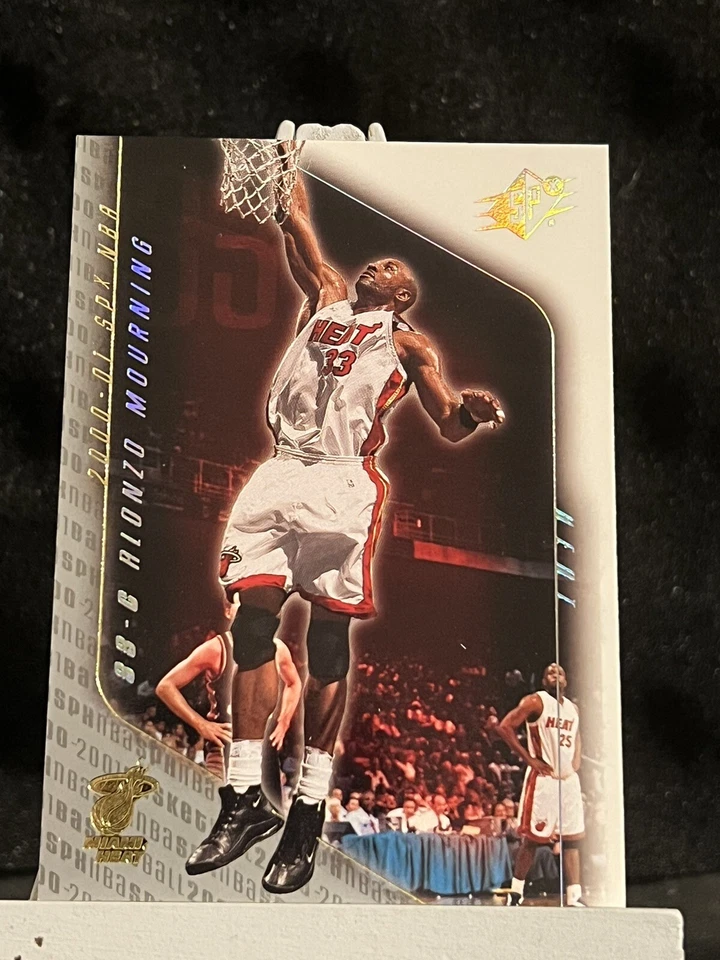 2000-01 SPx Basketball #41 Alonzo Mourning Miami Heat Basketball NBA Card - Image 1 of 2