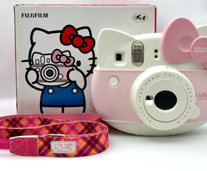 Sanrio Hello Kitty Fujifilm Instax Mini Sofortbildkamera CHEKI pink gebraucht
