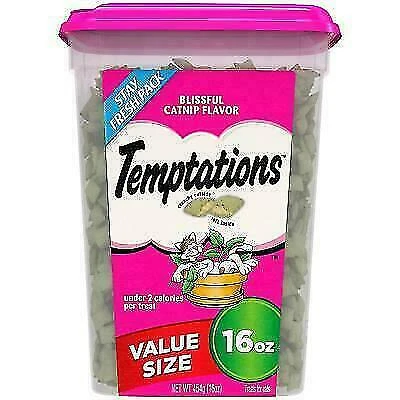 TEMPTATIONS 10150111 16oz Catnip Classic Treats