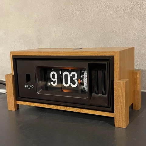 VINTAGE SEIKO Wooden FLIP ALARM CLOCK 50Hz 60Hz Space Age mid century JAPAN Cover